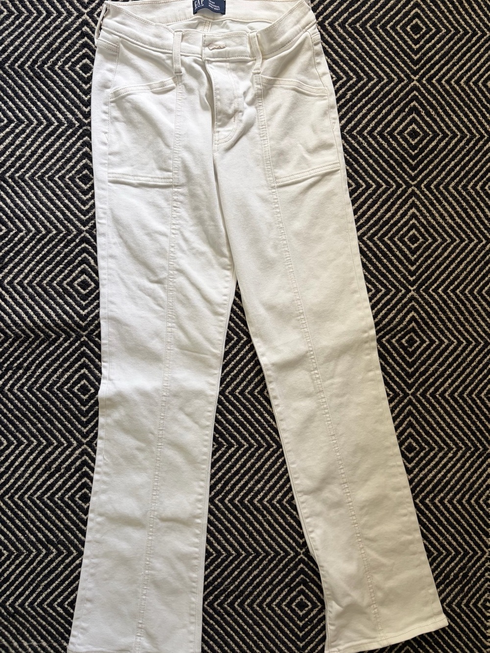 GAP White Universal Baby Bootcut Jeans with Front Patch Pockets 29/8R